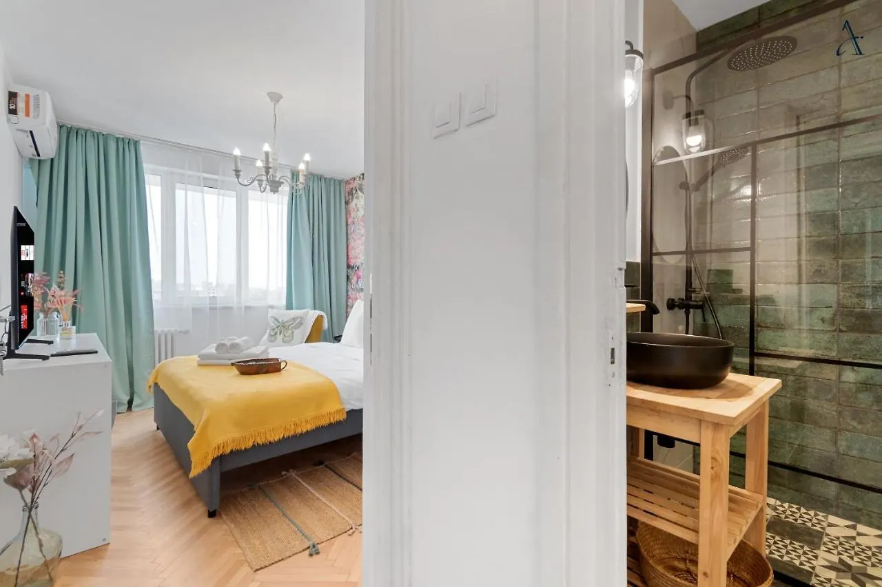 1Bdr Apartment Perla 225 Bucharest
